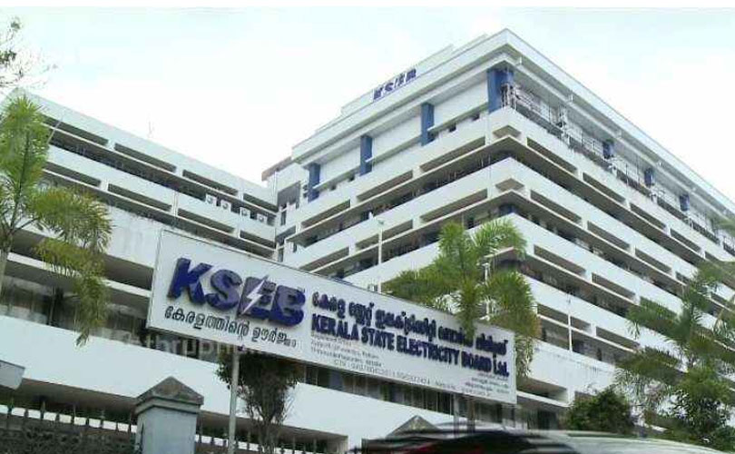 കുടിശ്ശിക പിരിവിലെ അനാസ്ഥയും വൈദ്യുതി ബോർഡിന്റെ സാമ്പത്തിക പ്രതിസന്ധിയും