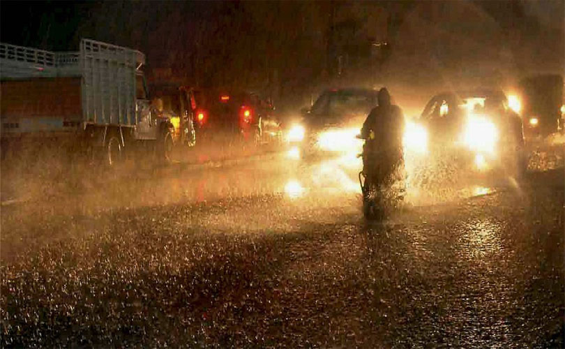സംസ്ഥാനത്ത് മഴക്കെടുതി രൂക്ഷം; 6 മരണം സ്ഥിരീകരിച്ചു; 12 ജില്ലകളിൽ നാളെ ഓറഞ്ച് അലർട്ട്