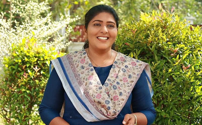 മന്ത്രി കസേര വാഗ്ദാനം ചെയ്ത് വിദ്യാ ബാലകൃഷ്ണനെ വിളിച്ചത് ഡൽഹിയിൽ നിന്ന്; കോൾ മ്യൂൾ അക്കൗണ്ട് വഴി